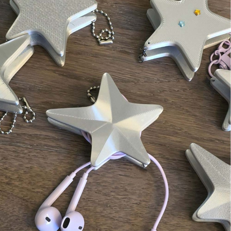 Cable Winder Keychain - Organizzatore di Cavi a Forma di